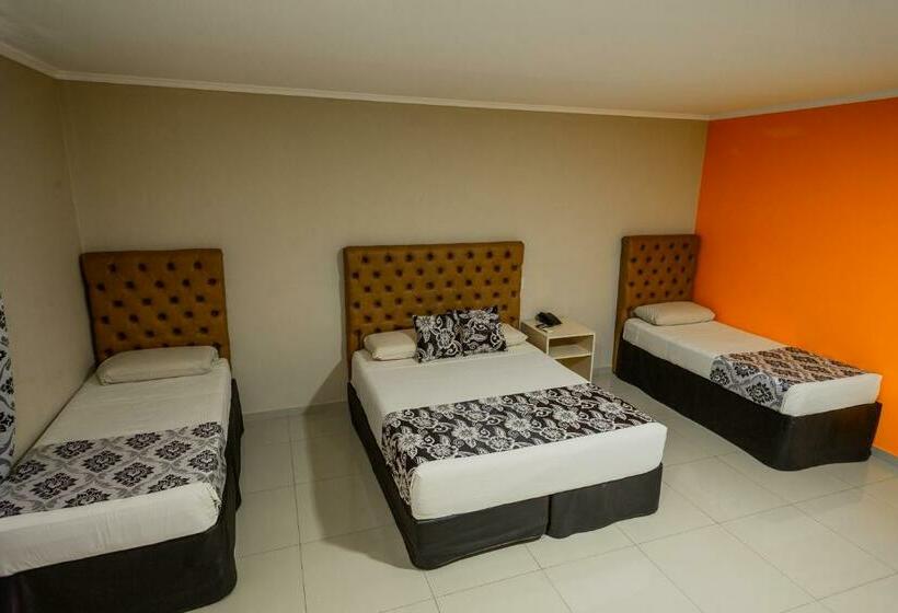 غرفة كلاسيكية رباعية, Yvera Cataratas