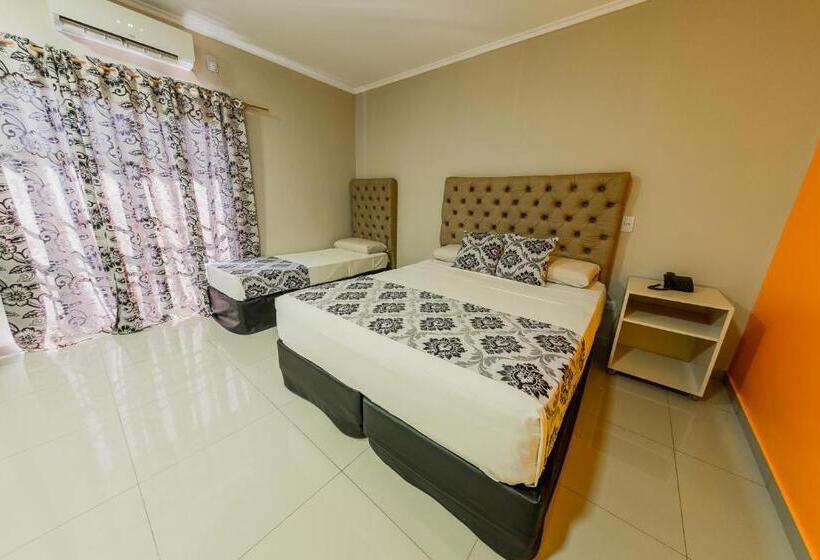 スタンダードトリプルルーム, Yvera Cataratas