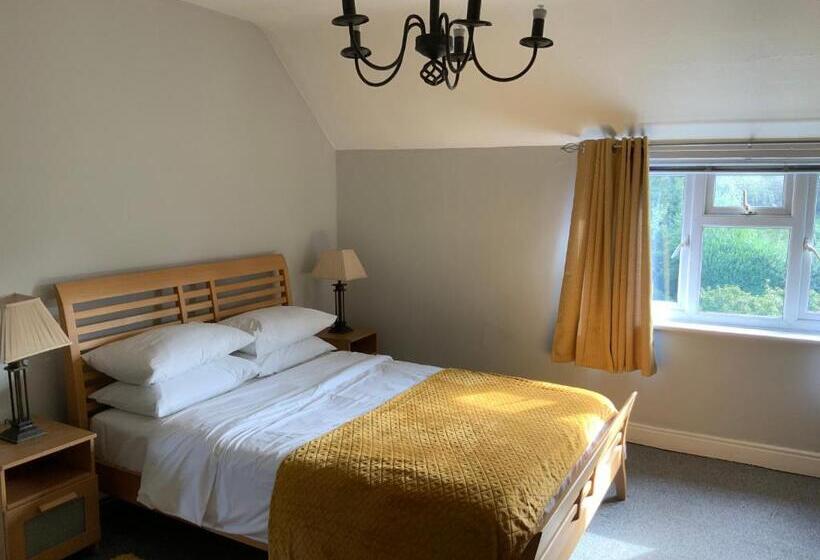 سوییت سوپریور, Mackworth House Farm