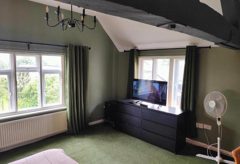 اتاق استاندارد با تخت بزرگ, Mackworth House Farm