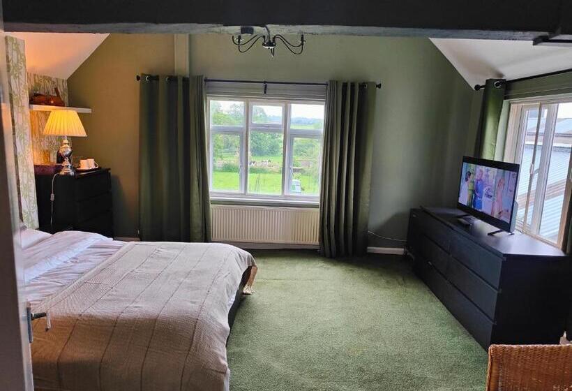 اتاق استاندارد با تخت بزرگ, Mackworth House Farm