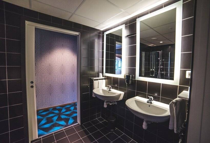 スイート, Magic Hotel Solheimsviken