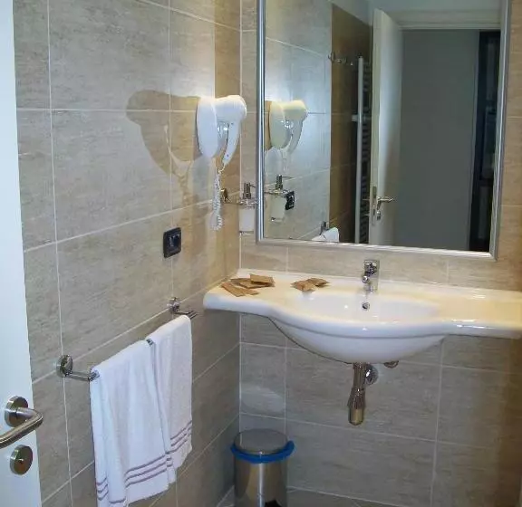 Standard Kolmen Hengen Huone, Motel Giglio