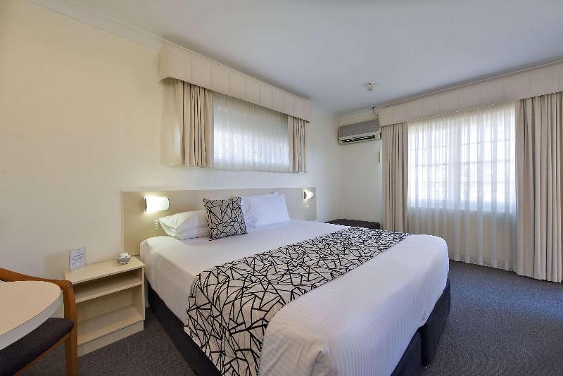 Quarto Economy, Oz Hotels Sui