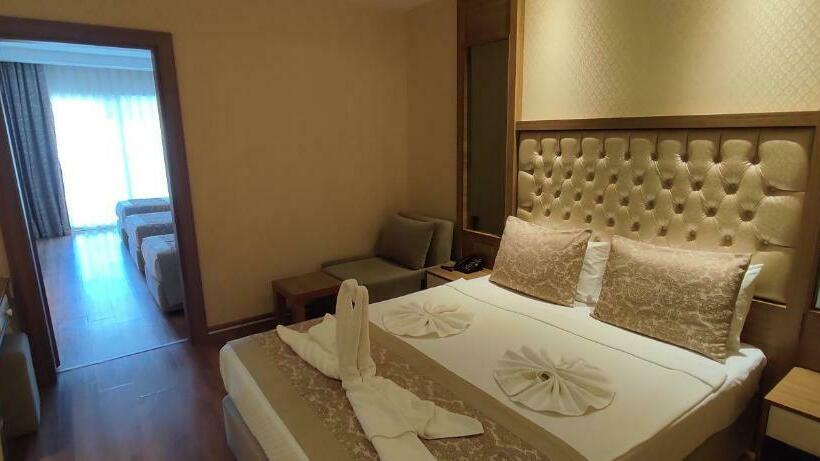 Семейный Номер, Oz Hotels Sui