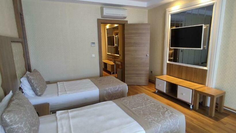 Семейный Номер, Oz Hotels Sui