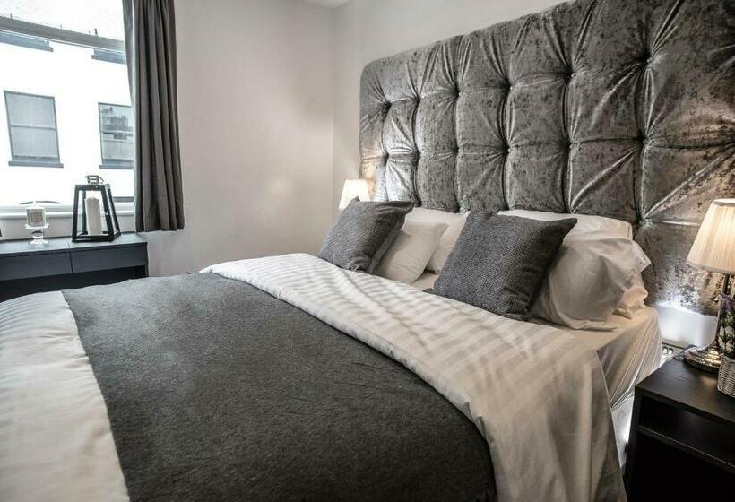 חדר סופריור, Sinclair S Rooms