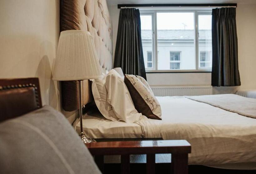 Семейный Номер Superior, Sinclair S Rooms