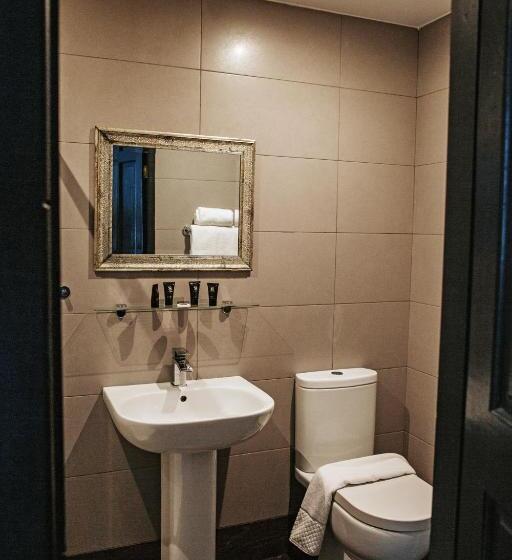 חדר משפתחתי סופריור, Sinclair S Rooms