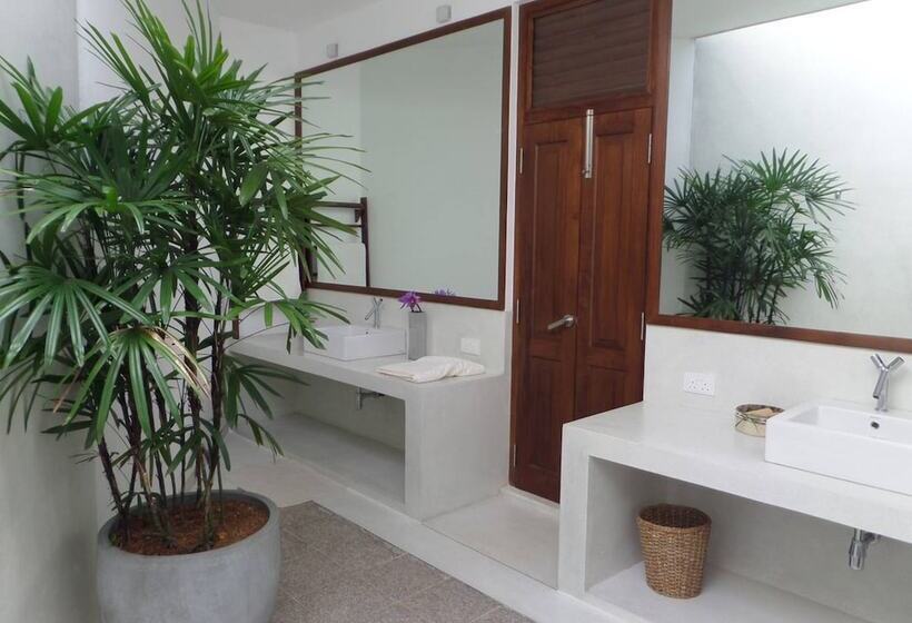 Vivenda 4 Quartos, Sea Heart House On Koggala Lake