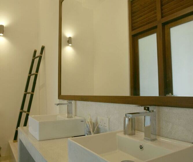 Vivenda 4 Quartos, Sea Heart House On Koggala Lake