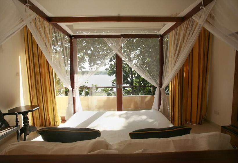 침실 4개 빌라, Sea Heart House On Koggala Lake