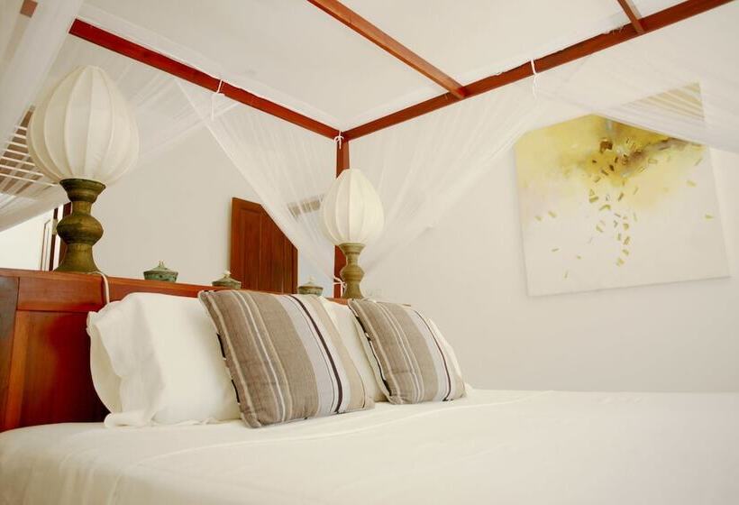 Vivenda 4 Quartos, Sea Heart House On Koggala Lake