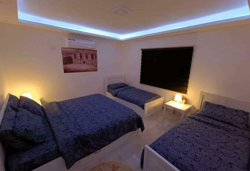 اتاق خانوادگی, Petra Desert Dream