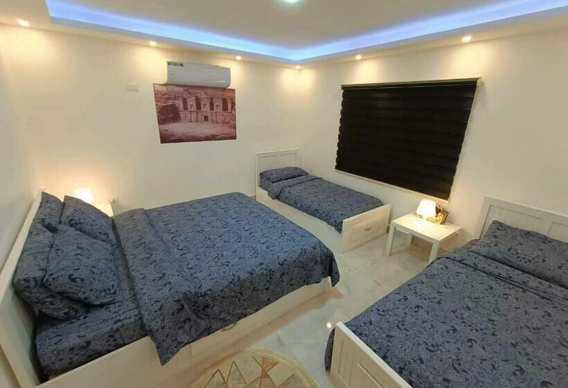 اتاق خانوادگی, Petra Desert Dream