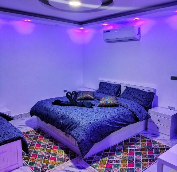 اتاق استاندارد سه نفره, Petra Desert Dream