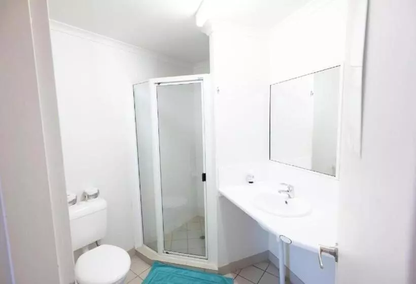 エコノミールーム, Beachside 1770 Yha