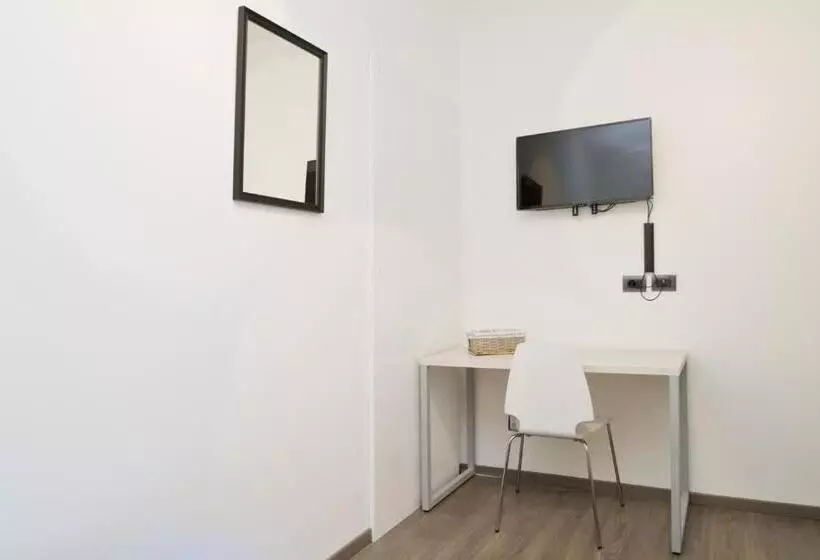 اتاق استاندارد یک نفره, B&b Trieste Plus