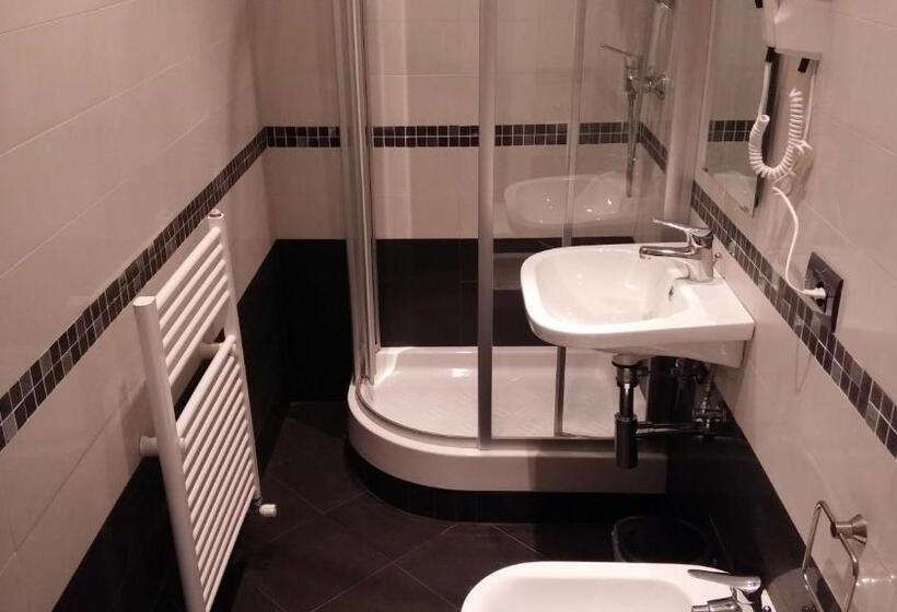 اتاق استاندارد یک نفره, B&b Trieste Plus