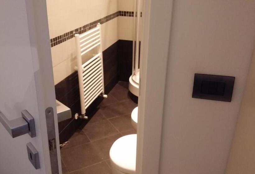 اتاق استاندارد یک نفره, B&b Trieste Plus