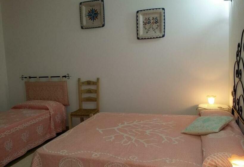 غرفة كومفورت ثلاثية, Bed & Breakfast Mare Isole