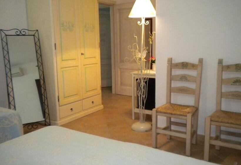 غرفة ديلوكس ثلاثية, Bed & Breakfast Mare Isole