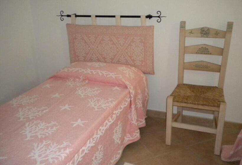 غرفة كومفورت ثلاثية, Bed & Breakfast Mare Isole