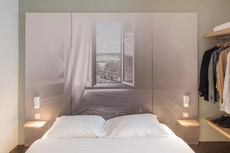 スタンダード4人部屋, B&b Hotel Blois Sud Vineuil