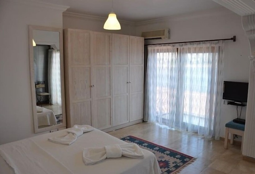 חדר דלוקס נוף לים, Caretta