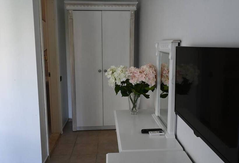 غرفة ديلوكس, Cunda Deniz