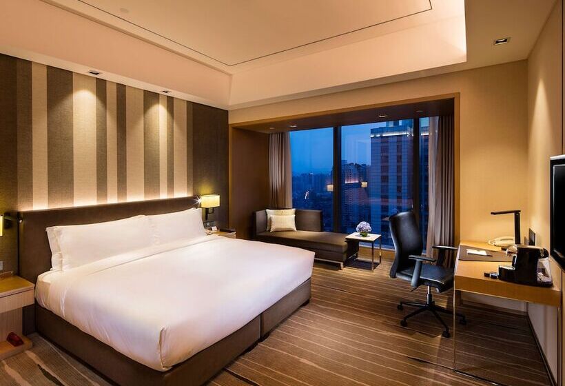 اتاق اجرایی با تخت بزرگ, Doubletree By Hilton Hotel Chongqing Nan An