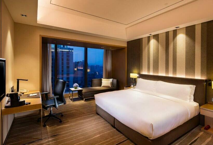 اتاق اجرایی با تخت بزرگ, Doubletree By Hilton Hotel Chongqing Nan An