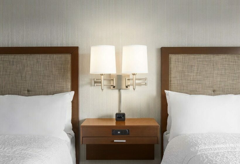 Номер Стандарт 2 Двуспальные Кровати, Hampton Inn Penn Yan