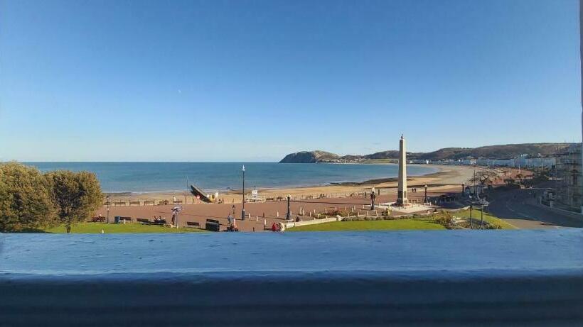 חדר סטנדרט נוף לים, Hen Dy