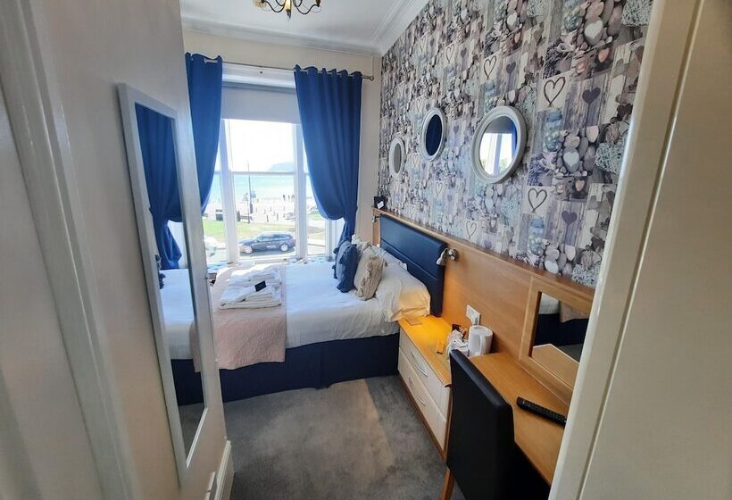 חדר סטנדרט נוף לים, Hen Dy