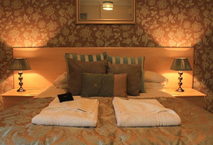 חדר סטנדרט, Hen Dy