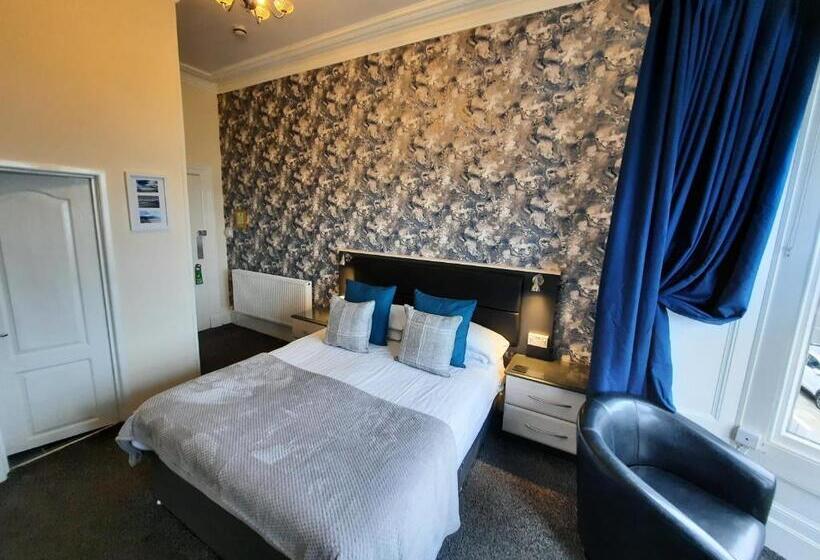 חדר סטנדרט עם מיטת קינג, Hen Dy