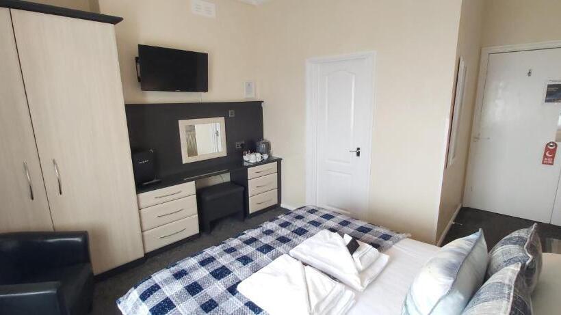 חדר סטנדרט נוף לים, Hen Dy