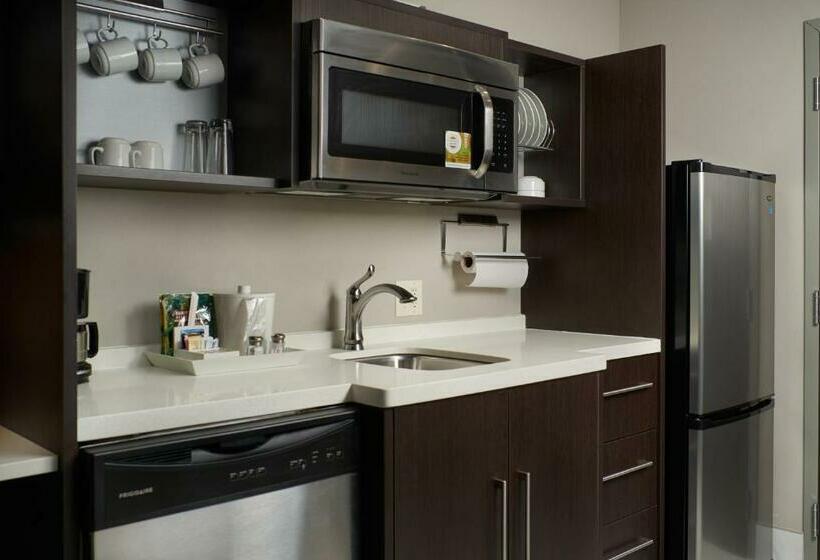 מיטת קינג בסוויטה, Home2 Suites By Hilton Muskogee