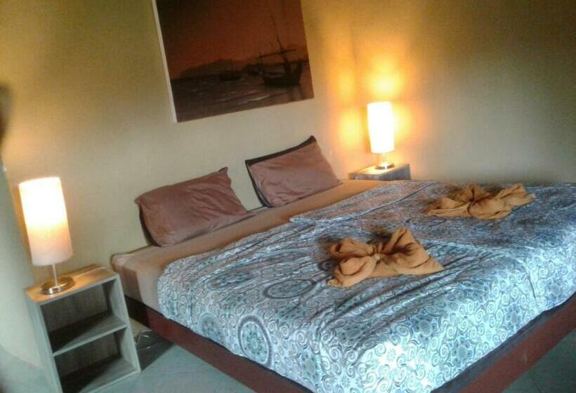 四人标准间, Relax Eco Life Center Khao Lak