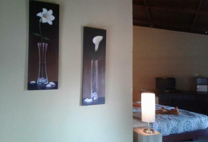 四人标准间, Relax Eco Life Center Khao Lak