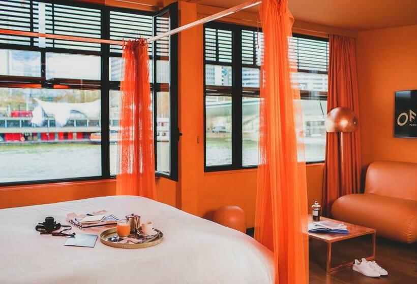 スイート, Off Paris Seine