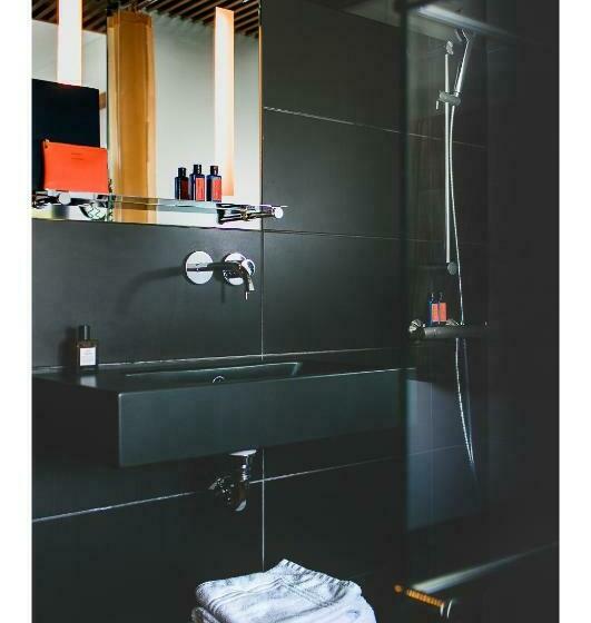 リバービュースイート, Off Paris Seine