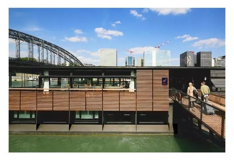 Suite avec Vues, Off Paris Seine