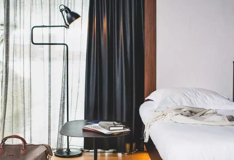 Suite avec Vues, Off Paris Seine