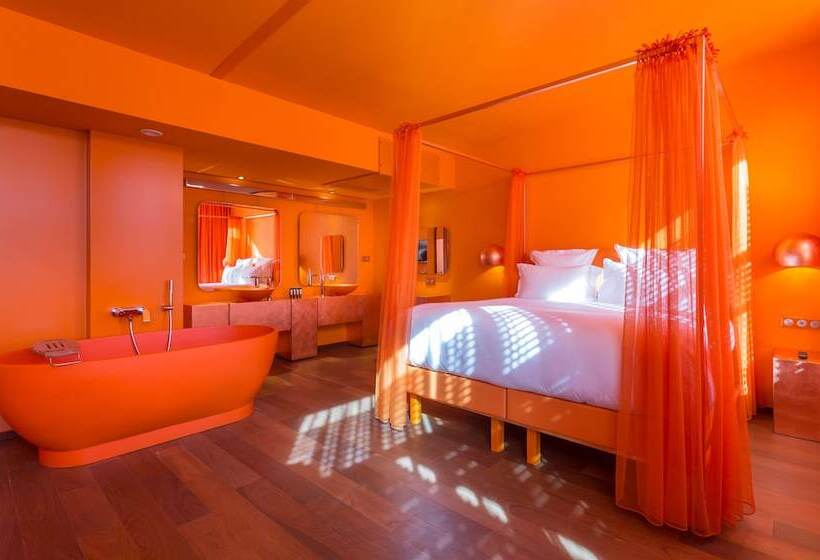 スイート, Off Paris Seine