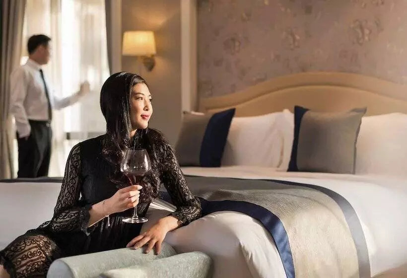 Superior Svit, Pullman Tangshan