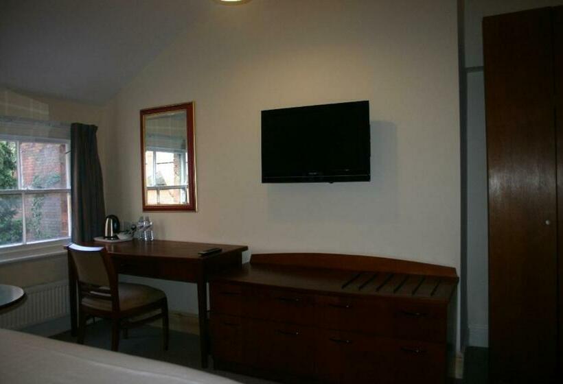 غرفة قياسية, The Vaults