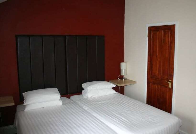 غرفة قياسية, The Vaults