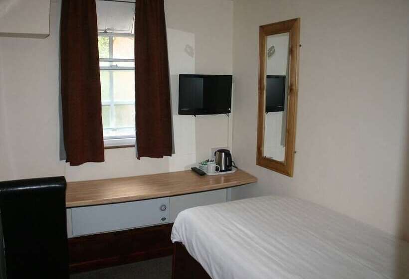 غرفة قياسية فردية, The Vaults